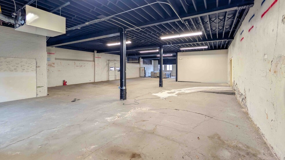 More Photos Of 301 W Water St, Sandusky Restaurant For Sale