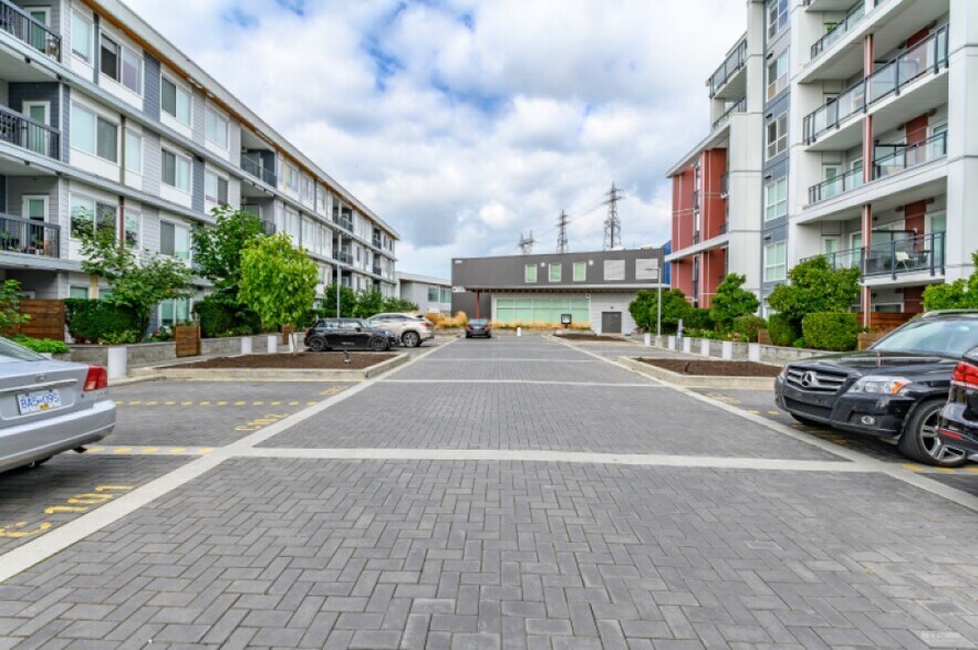 More Photos Of 10013 River Rd, Richmond Office For Sale