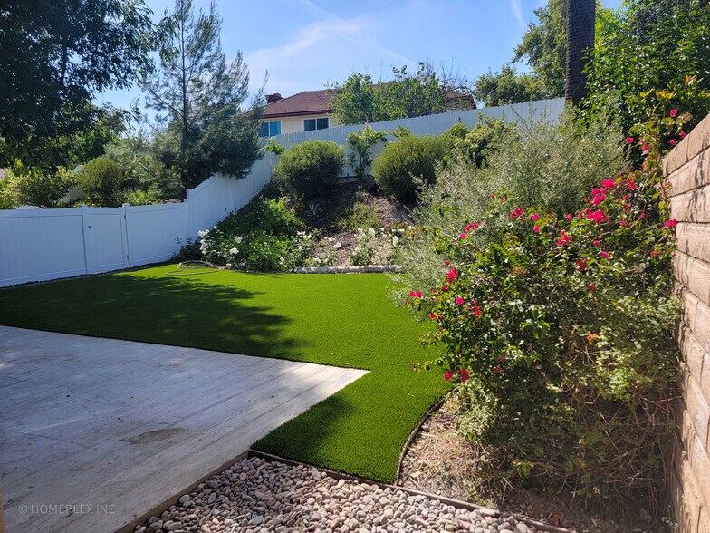 More Photos Of 7501 Linley Ln, Canoga Park Specialty For Sale