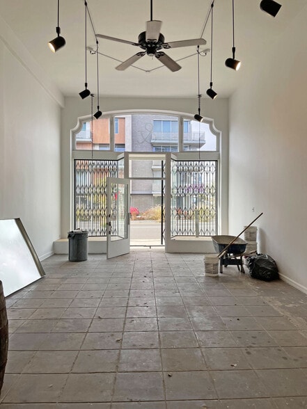 More Photos Of 5630 Melrose Ave, Los Angeles Storefront Retail Office For Lease