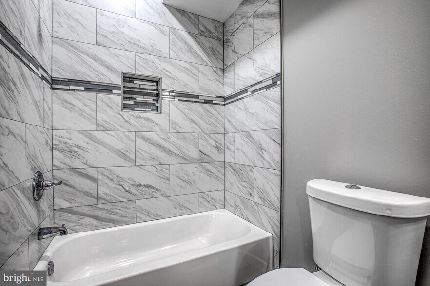 More Photos Of 1316 S Broad St, Philadelphia Apartments For Sale
