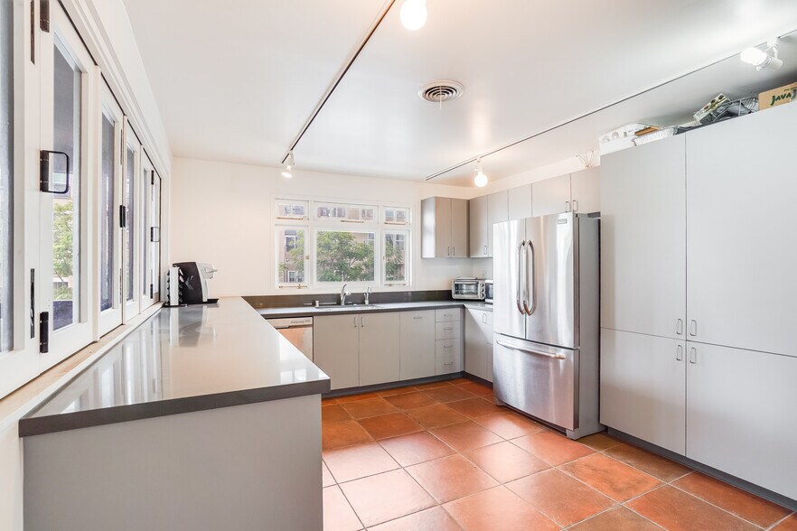 More Photos Of 408 Nutmeg St, San Diego Loft Creative Space For Lease