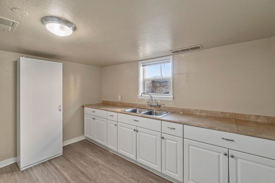 More Photos Of 1216 7th St S, Nampa Office Residential For Lease