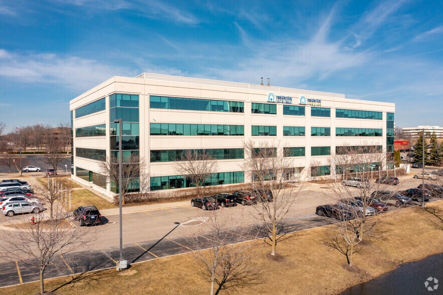 More Photos Of 5440 Corporate Dr, Troy Office For Lease