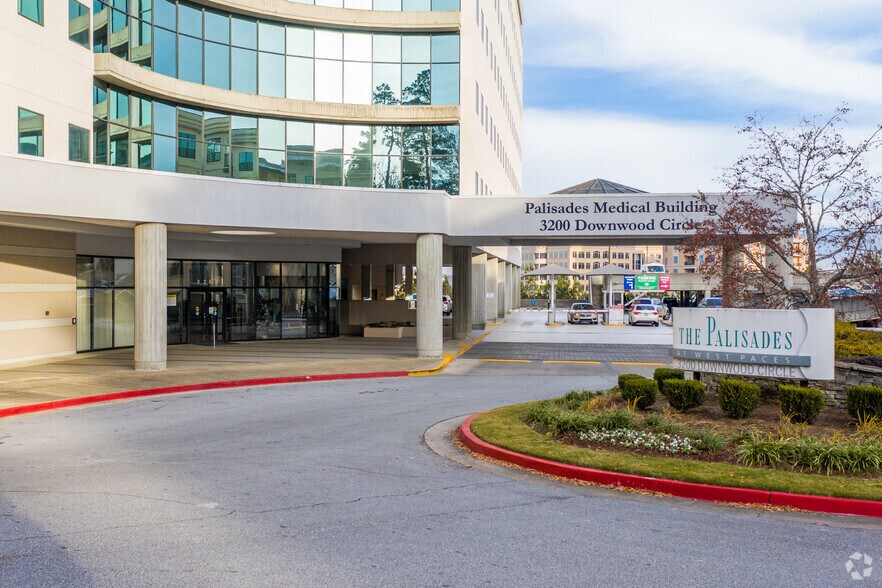 More Photos Of 3200 Downwood Cir NW, Atlanta Medical For Lease