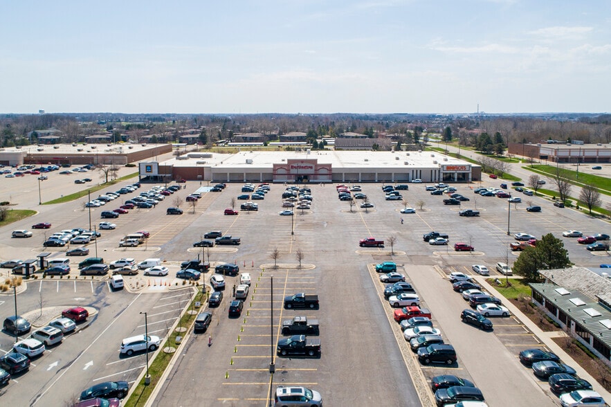 More Photos Of 5421-5451 W Saginaw Hwy, Lansing Unknown For Lease