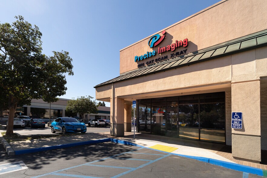 More Photos Of 3150-3170 W Lincoln Ave, Anaheim Freestanding For Lease