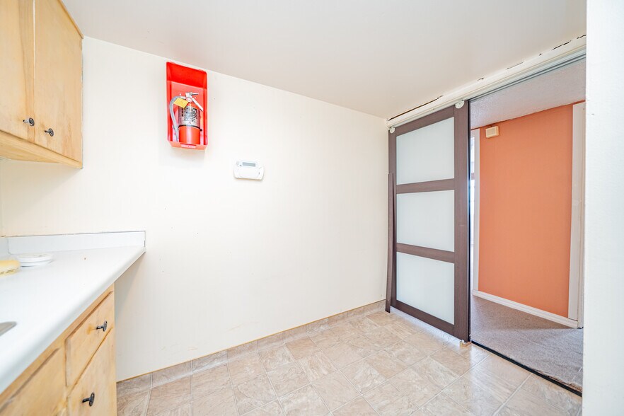 More Photos Of 2880 Sacramento St, Berkeley Office Residential For Lease