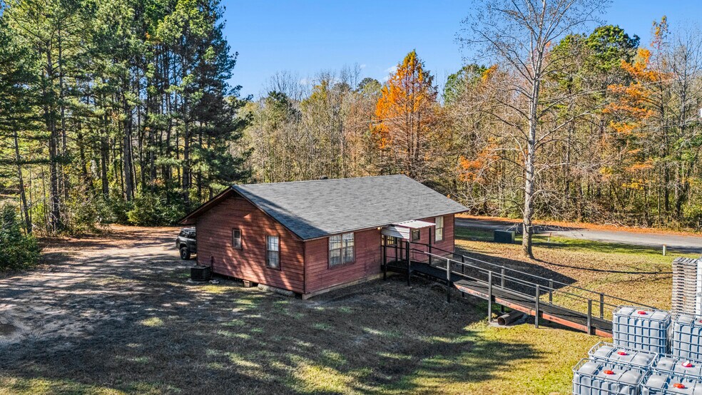More Photos Of 508 Industrial Blvd, Atlanta Industrial For Sale