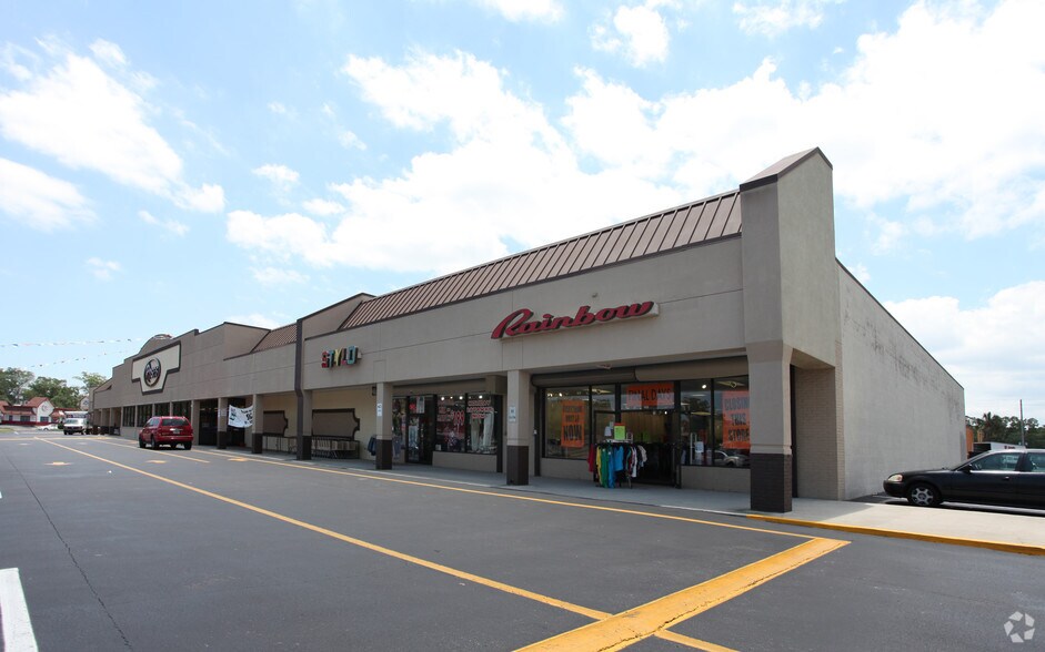More Photos Of 926-968 Arlington Rd N, Jacksonville Unknown For Lease