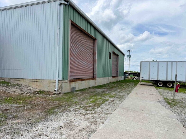 More Photos Of 7200 S Sooner Rd, Oklahoma City Warehouse For Lease