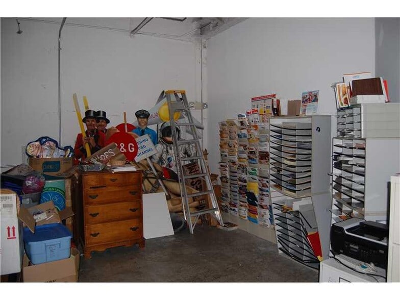 More Photos Of 1011-1039 NW 31st Ave, Pompano Beach Manufacturing For Lease