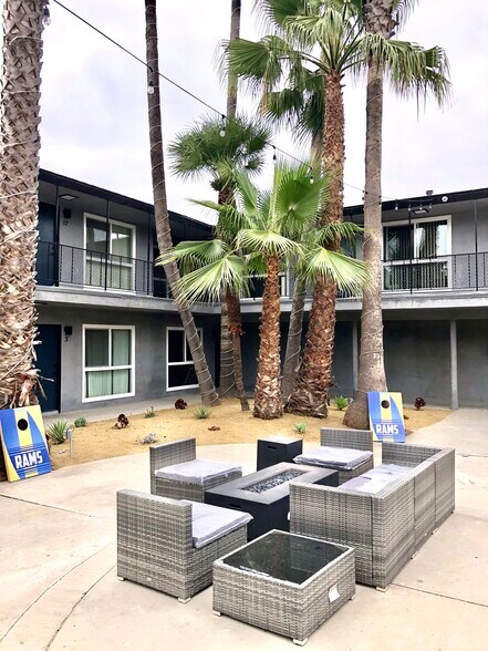 More Photos Of 919 S Prairie Ave, Inglewood Apartments For Sale