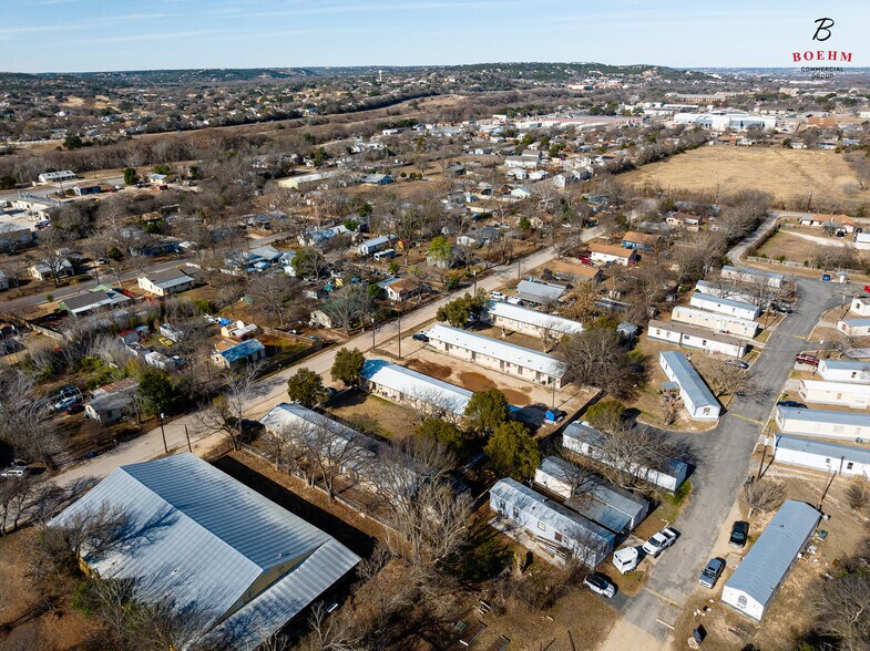 More Photos Of 2906-2908 Hunt St, Kerrville Apartments For Sale