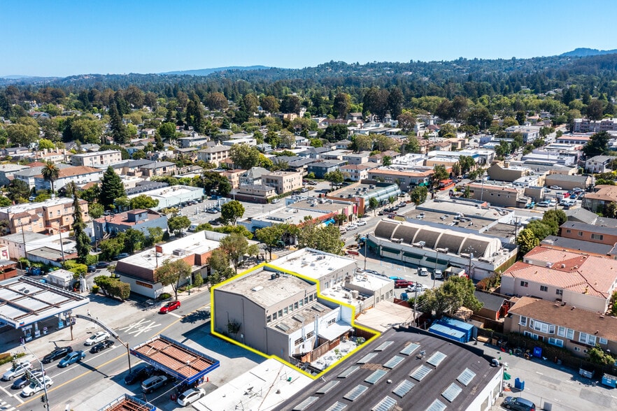 More Photos Of 1126 Broadway, Burlingame Storefront Retail Office For Lease