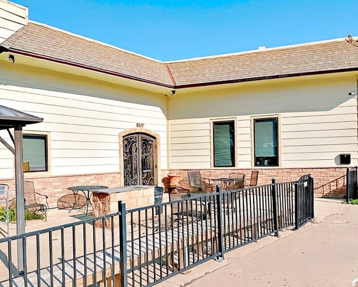 More Photos Of 8508-8510 N 30th St, Omaha Restaurant For Sale