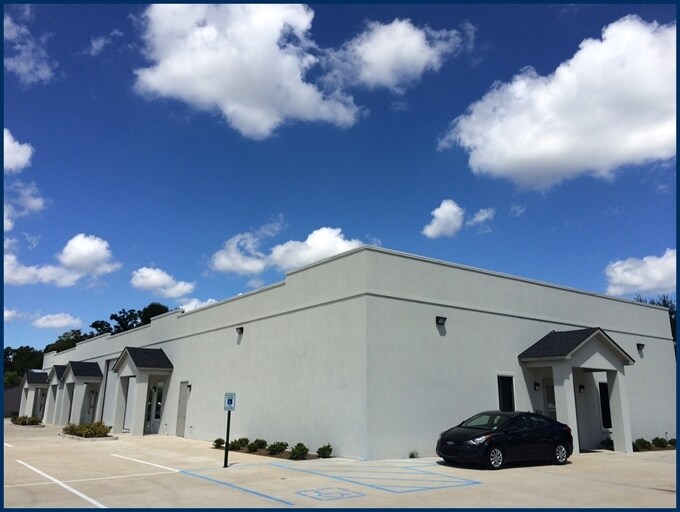Primary Photo Of 10221 Patriot Dr, Baton Rouge Warehouse For Lease