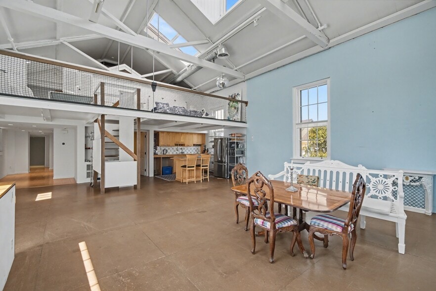 More Photos Of 145 Water St, Stonington Storefront Retail Office For Sale