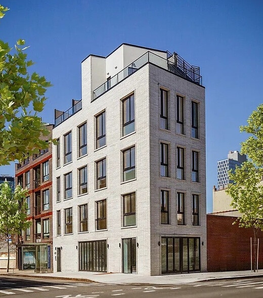 More Photos Of 658 Washington Ave, Brooklyn Apartments For Sale