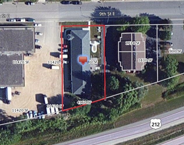 More Photos Of 2020 9th St E, Glencoe Office For Sale