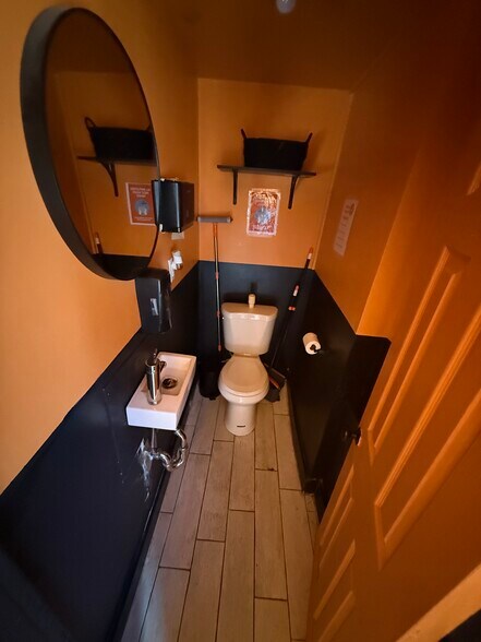 More Photos Of 279 Saint Nicholas Ave, Ridgewood Storefront Retail Residential For Lease