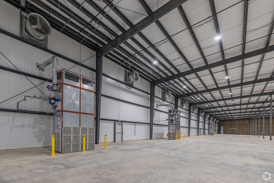 More Photos Of 2139 Logistics Way, Murfreesboro Unknown For Lease