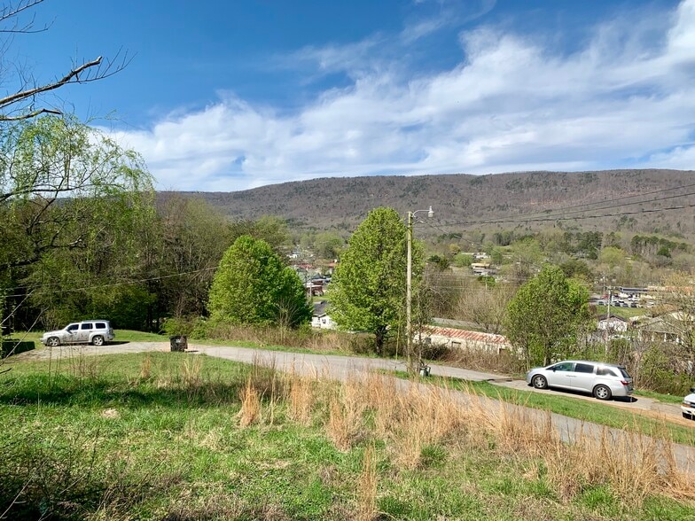 More Photos Of 39 Bruce Green Rd, Dunlap Manufactured Housing Mobile Home Park For Sale