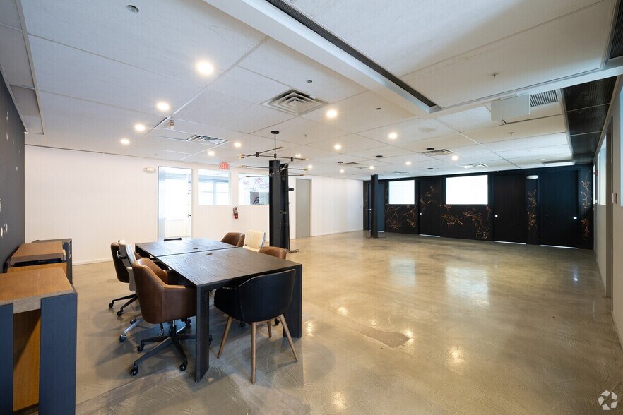 More Photos Of 14 NE 1st Ave, Miami Office For Lease