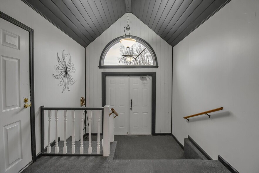 More Photos Of 9468 Alleghany Rd, Corfu Restaurant For Sale