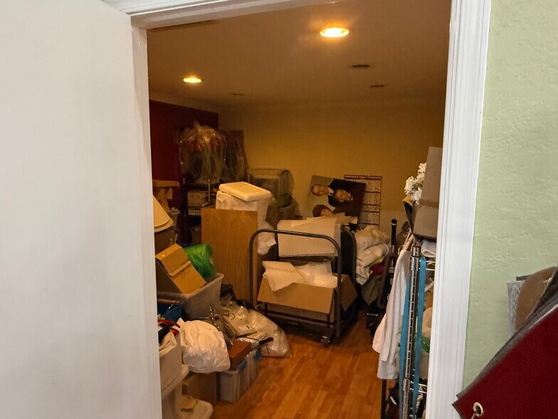 More Photos Of 8111 E Apache Trl, Mesa Freestanding For Sale