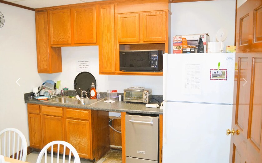 More Photos Of 7309 Hanover Green Dr, Mechanicsville Office For Sale