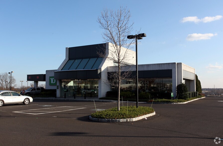 More Photos Of 3805 Neshaminy Blvd, Bensalem Bank For Sale