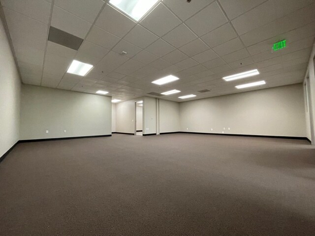 More Photos Of 400 Plaza Dr, Folsom Office For Sale