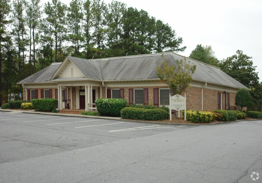 Primary Photo Of 1276 Mcconnell Dr, Decatur Medical For Lease