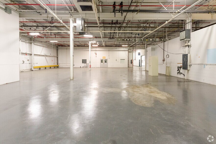 More Photos Of 500 Bic Dr, Milford Warehouse For Lease