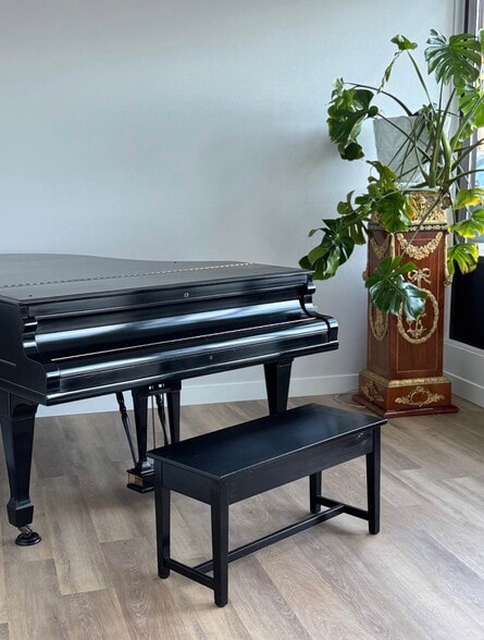 Primary Photo Of 620 SE Everett Mall Way, Everett General Retail For Lease