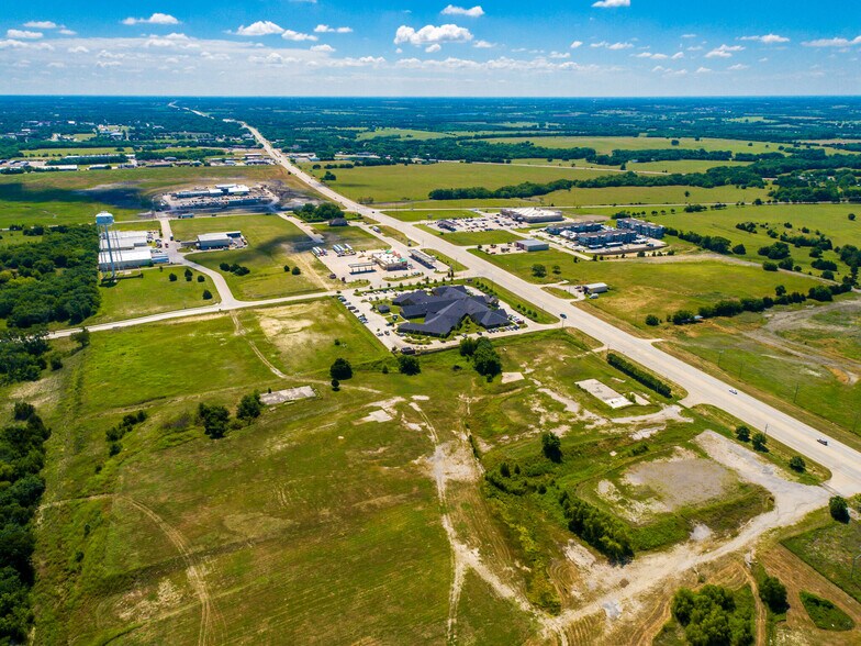 More Photos Of 2144 W Audie Murphy Pky, Farmersville Land For Lease