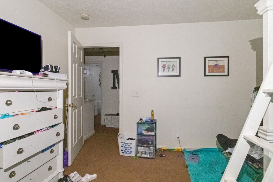 More Photos Of 104-114 Highway 259, Portland Apartments For Sale