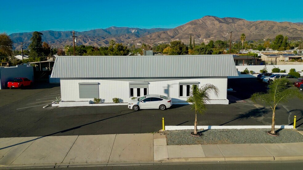More Photos Of 26940 E Baseline Ave, Highland Office For Lease