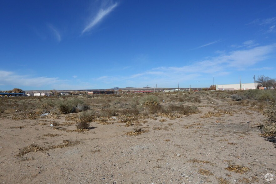 More Photos Of 611 Coors Blvd NW, Albuquerque Land For Sale