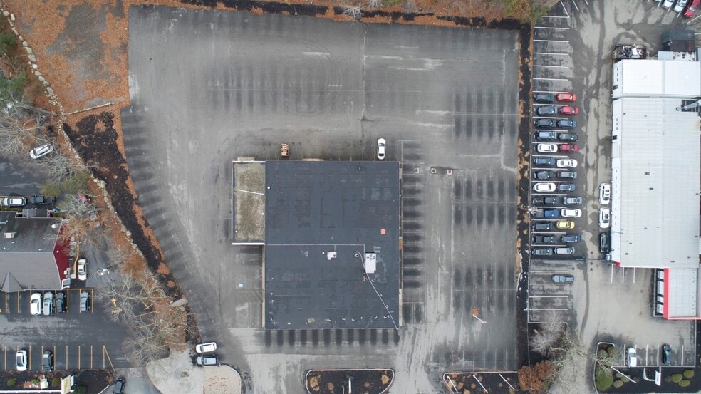 More Photos Of 32 Schoosett St, Pembroke Auto Dealership For Sale