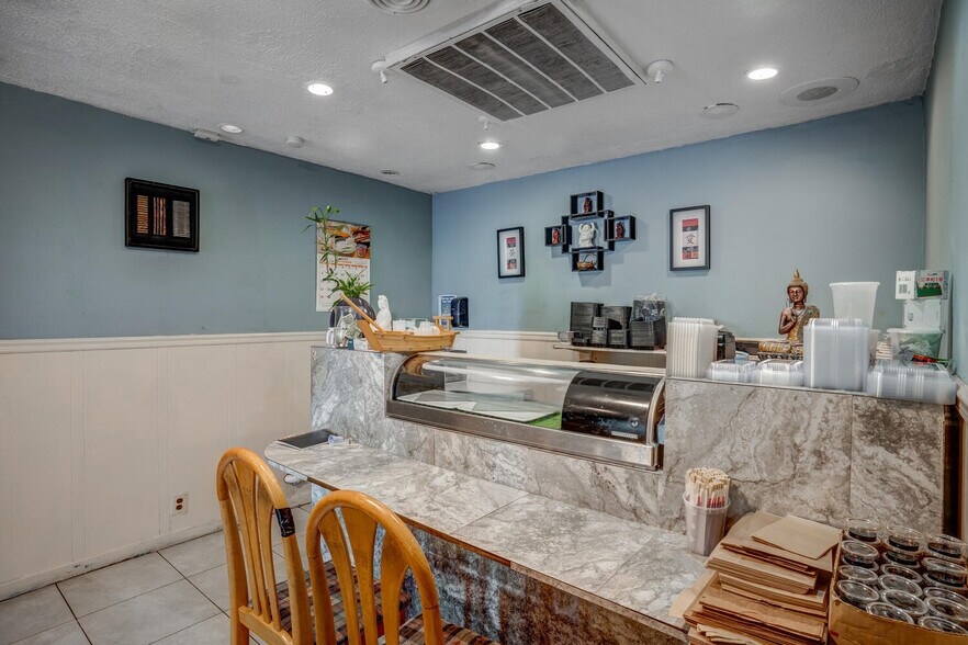 More Photos Of 111 Lakeside Dr, Tuckerton Light Distribution For Sale