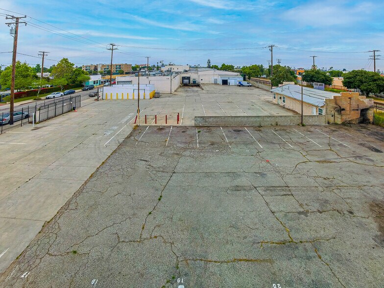 More Photos Of 1530 1st St, San Fernando Manufacturing For Lease
