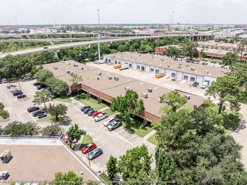 More Photos Of 6925 Portwest Dr, Houston Unknown For Lease