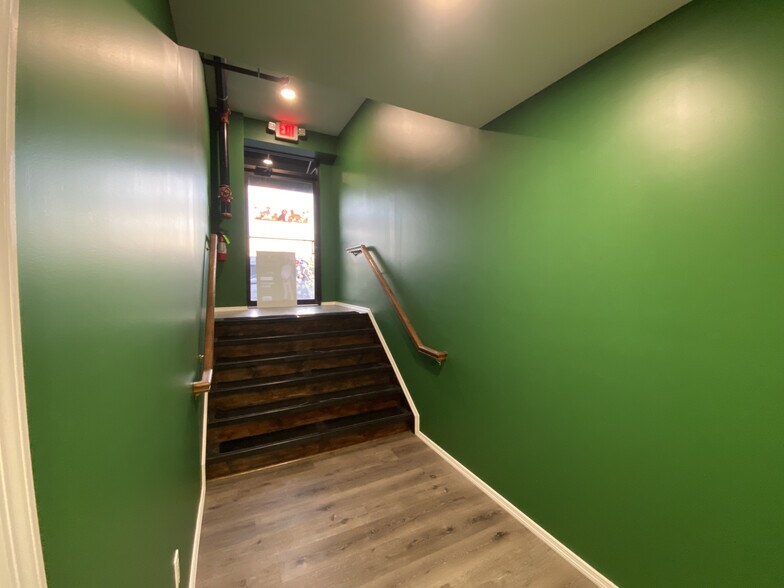 Primary Photo Of 14 N Main St, Pearl River General Retail For Lease