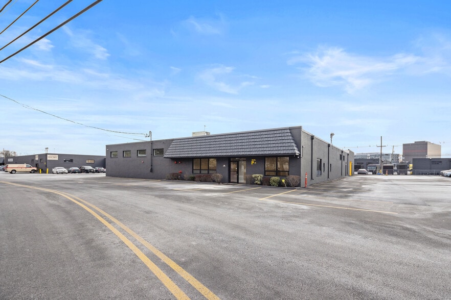 More Photos Of 280 N Midland Ave, Saddle Brook Unknown For Lease