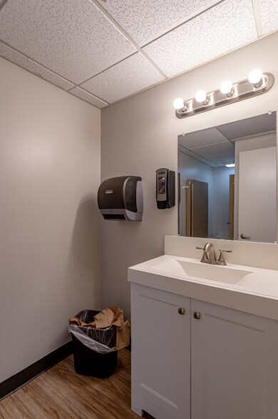 More Photos Of 2024 Arkansas Valley Dr, Little Rock Office For Sale