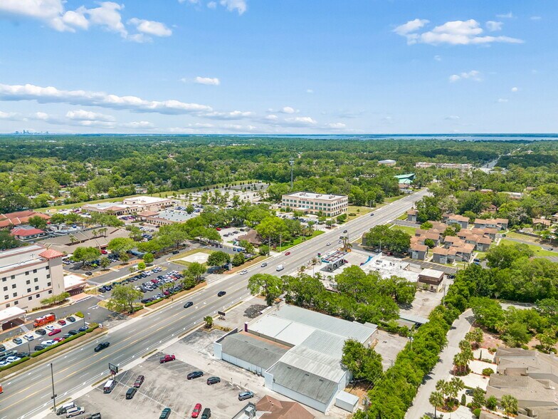 More Photos Of 1956 Kingsley Ave, Orange Park General Retail For Sale