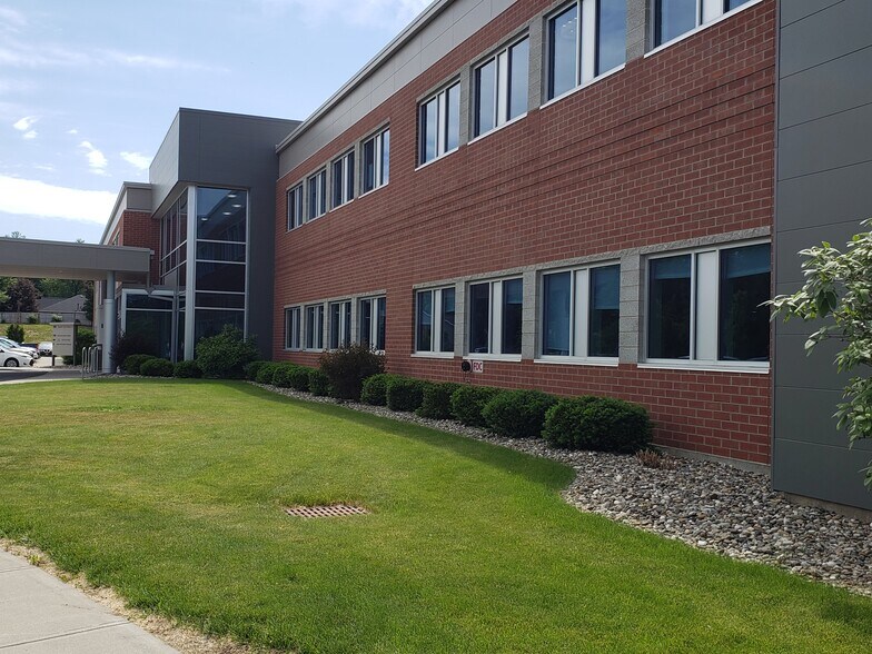 More Photos Of 1783 Route 9, Clifton Park Medical For Sale