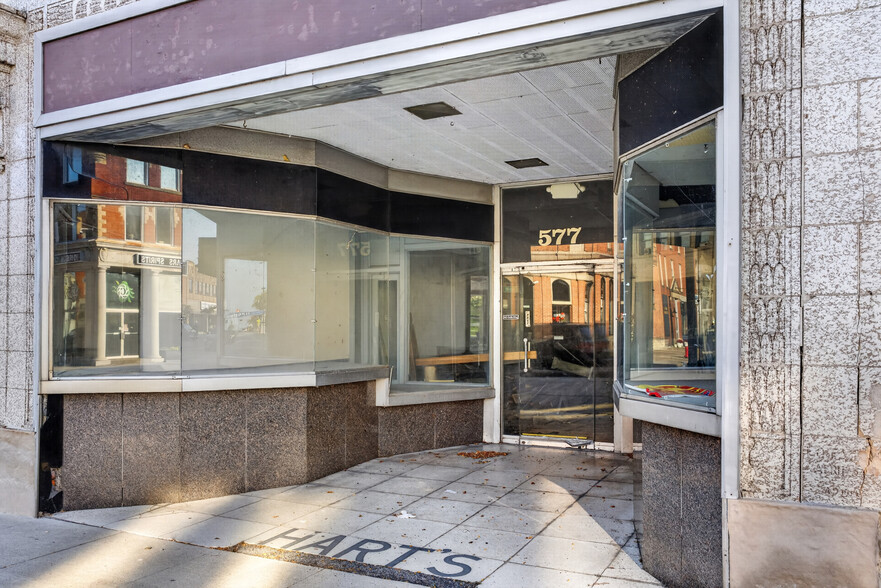More Photos Of 573-577 Broadway, Lorain Storefront Retail Residential For Sale